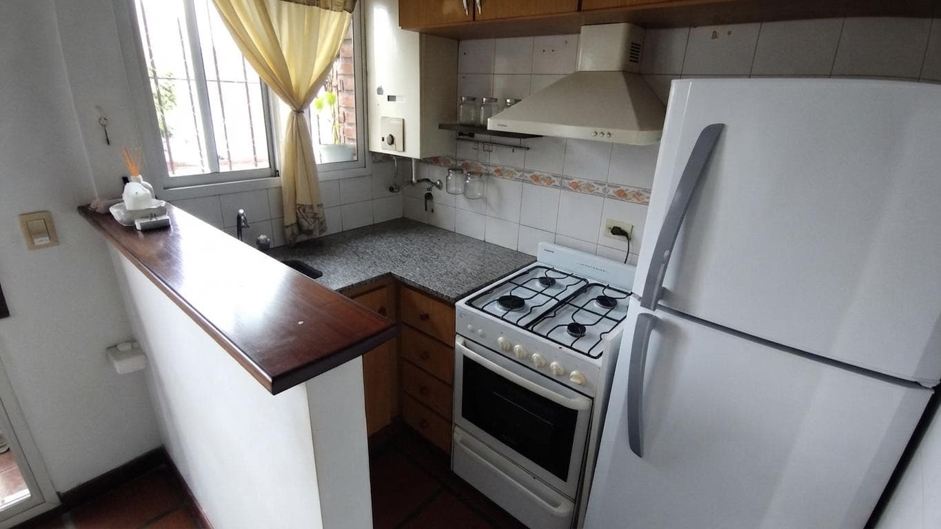 Rent a 2-bedroom apartment with a garage in Sarandi