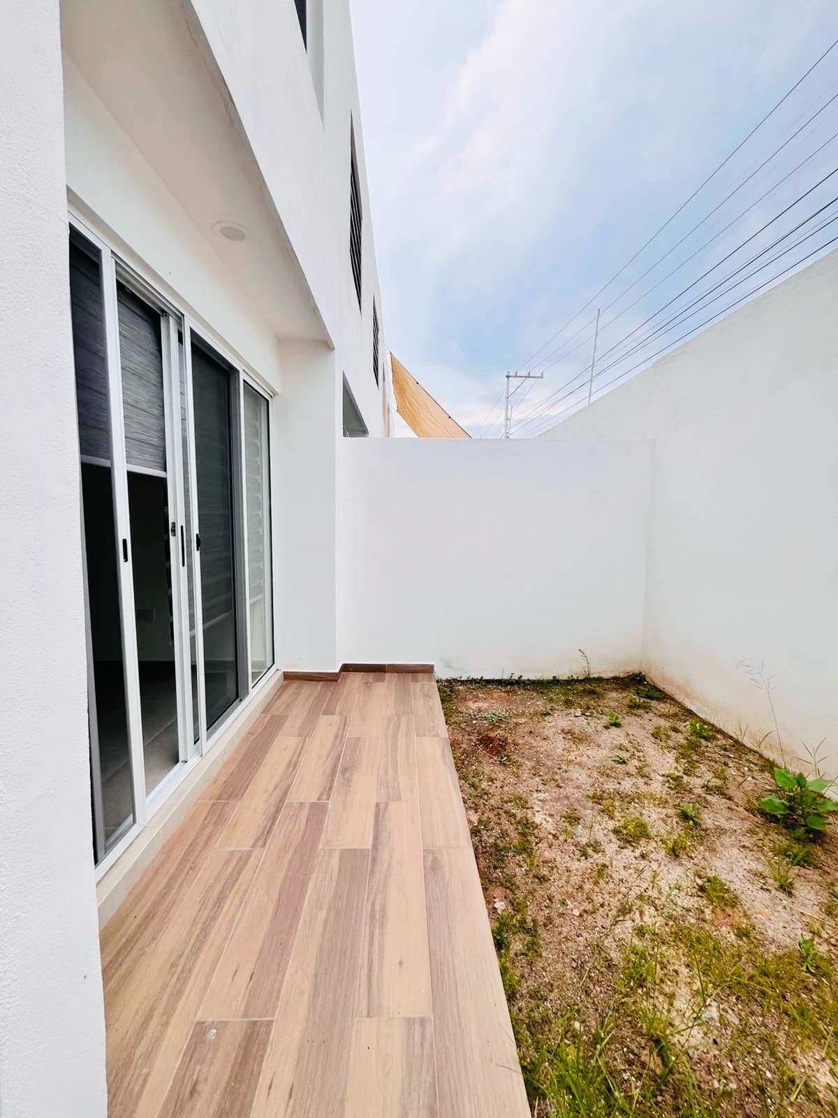 New House for Rent - Rancho Santa Monica - Caranday