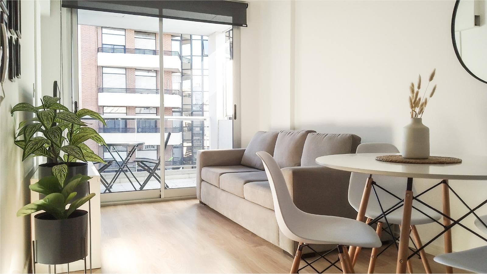 Apartment in Downtown