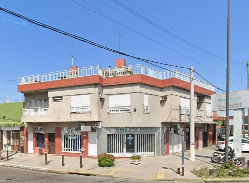 3-ROOM APARTMENT FOR RENT WITH A TERRACE; NO MAINTENANCE FEES