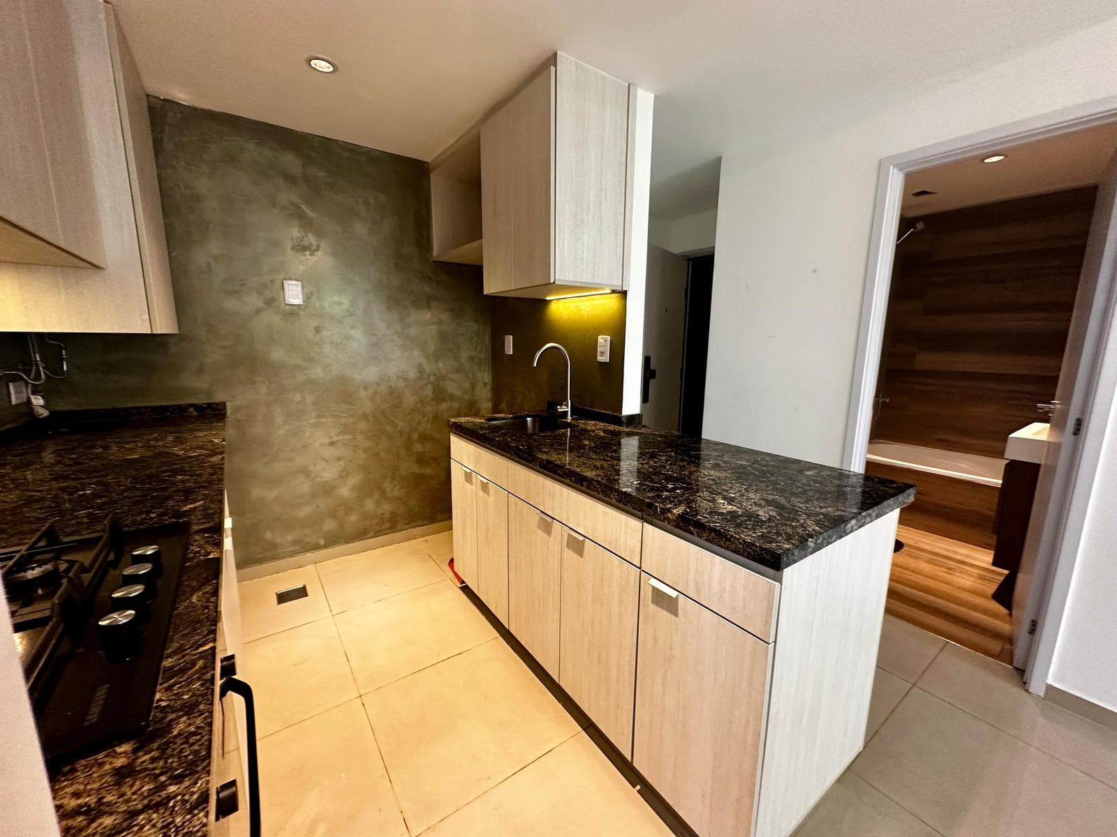 Studio apartment with amenities