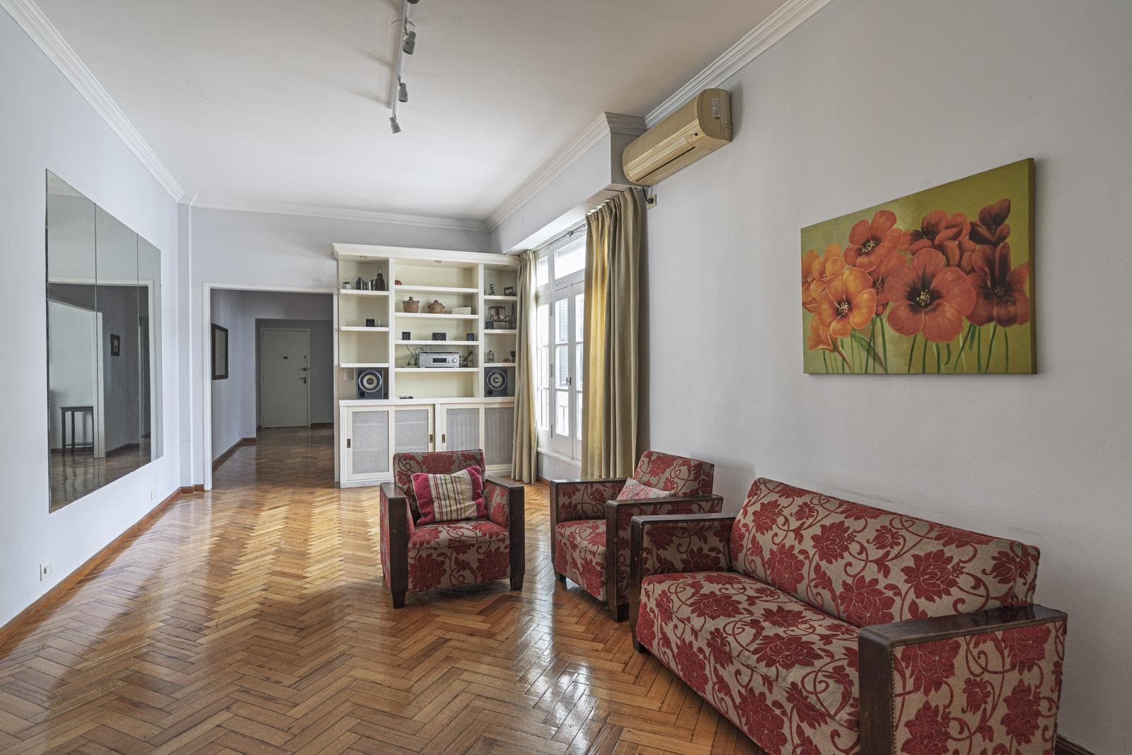 Apartment | For Sale | Recoleta | 5 rooms | Balcony