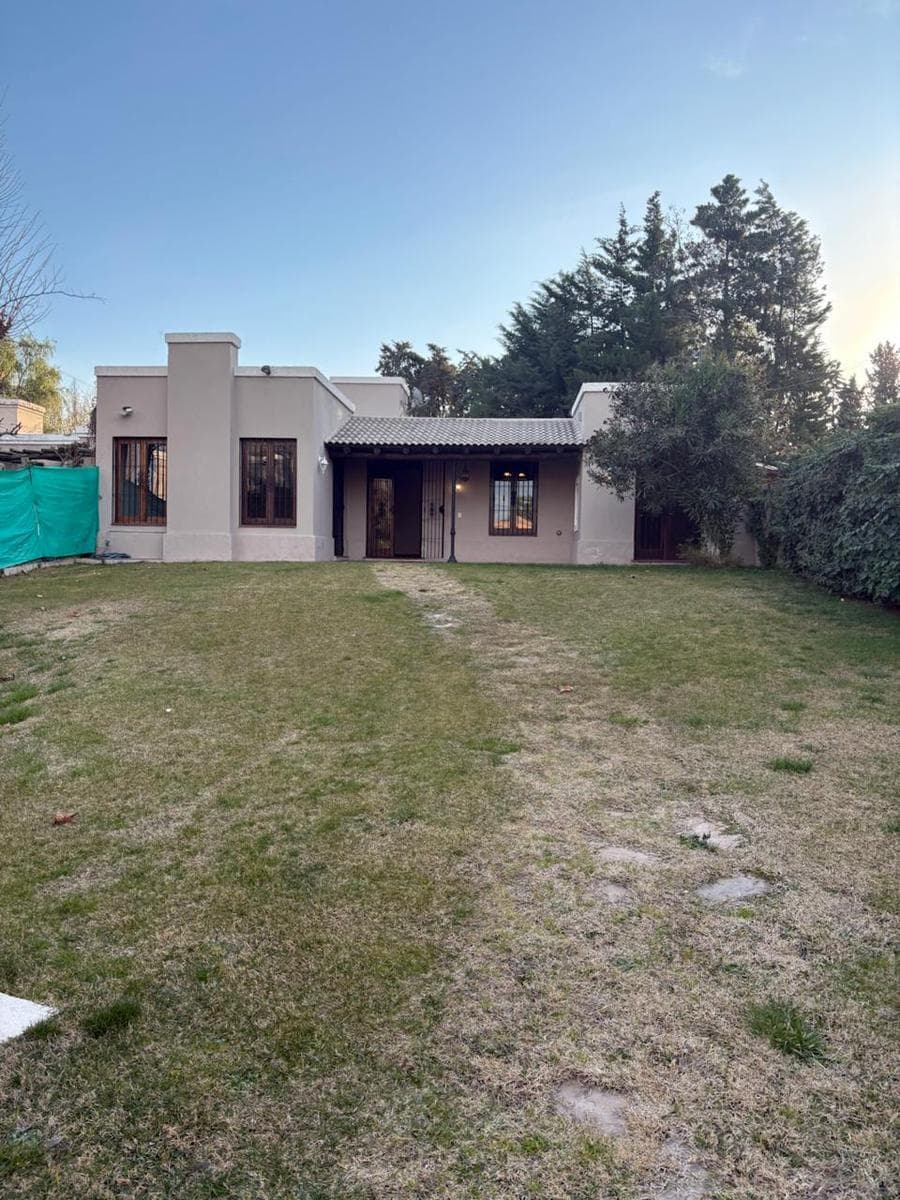 House in Huerto del Sol
