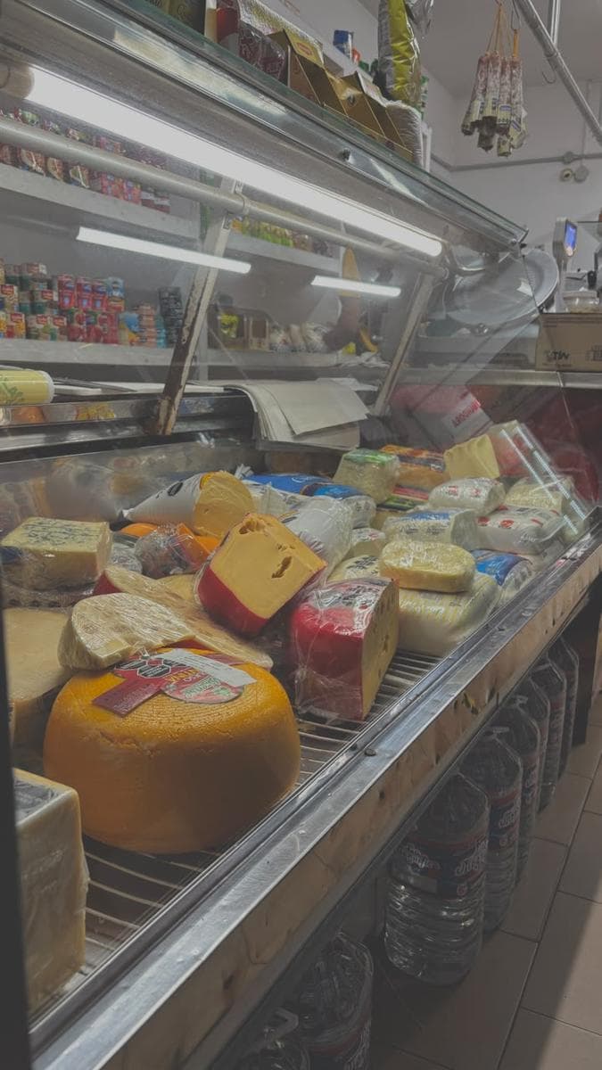 Business for Sale on Poeta Lugones Street