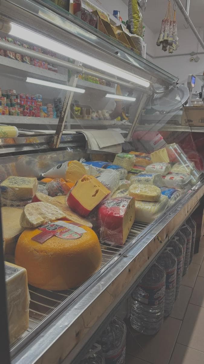 Business for Sale on Poeta Lugones Street