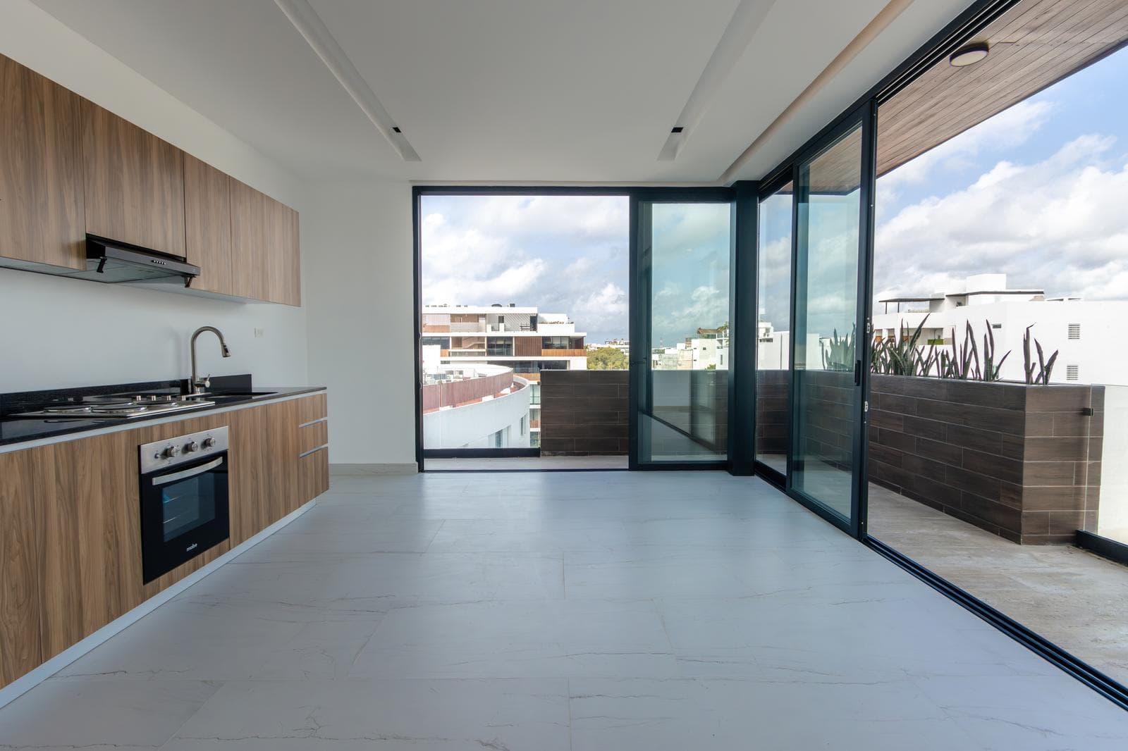 FOR SALE | 3-BEDROOM APARTMENT + PRIVATE POOL | PLAYA DEL CARMEN