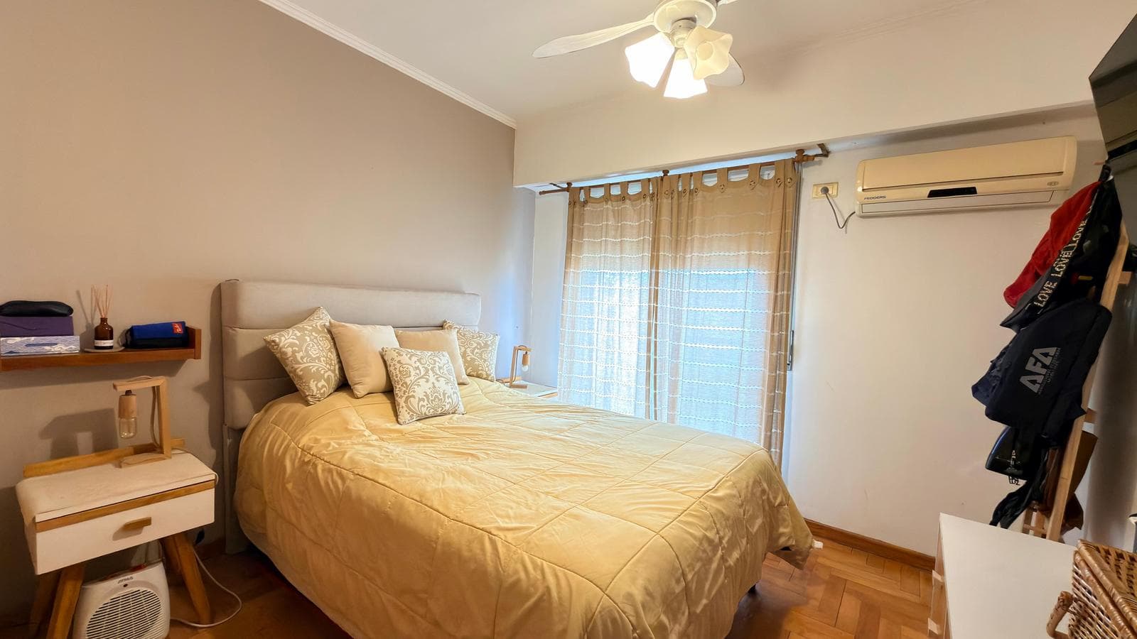 Apartment at 1900 Riobamba Street