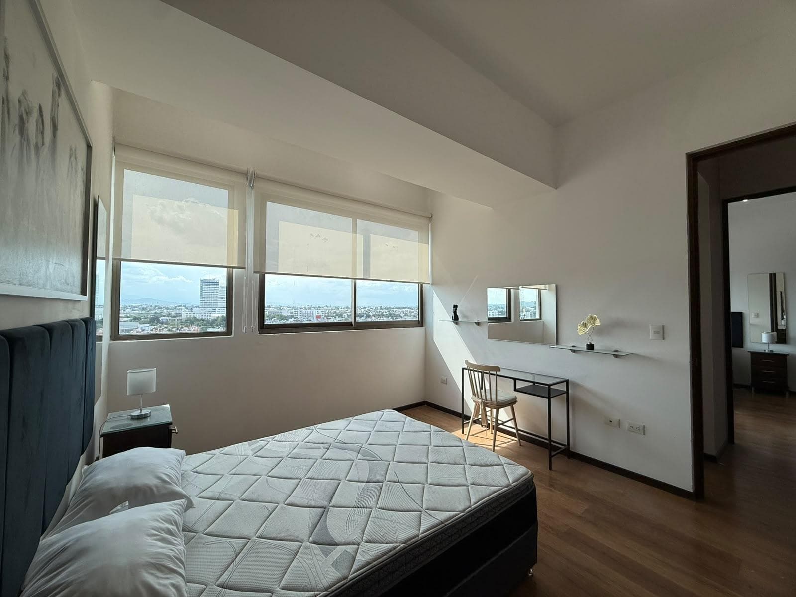 FURNISHED APARTMENT FOR RENT BLUE TOWERS