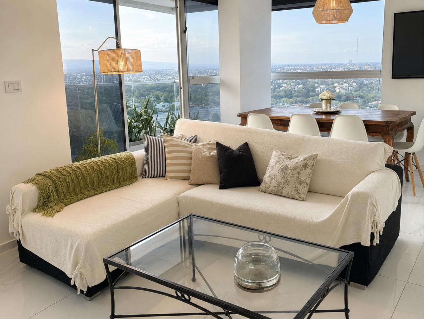 Two-bedroom apartment in the Diva de Gama gated community