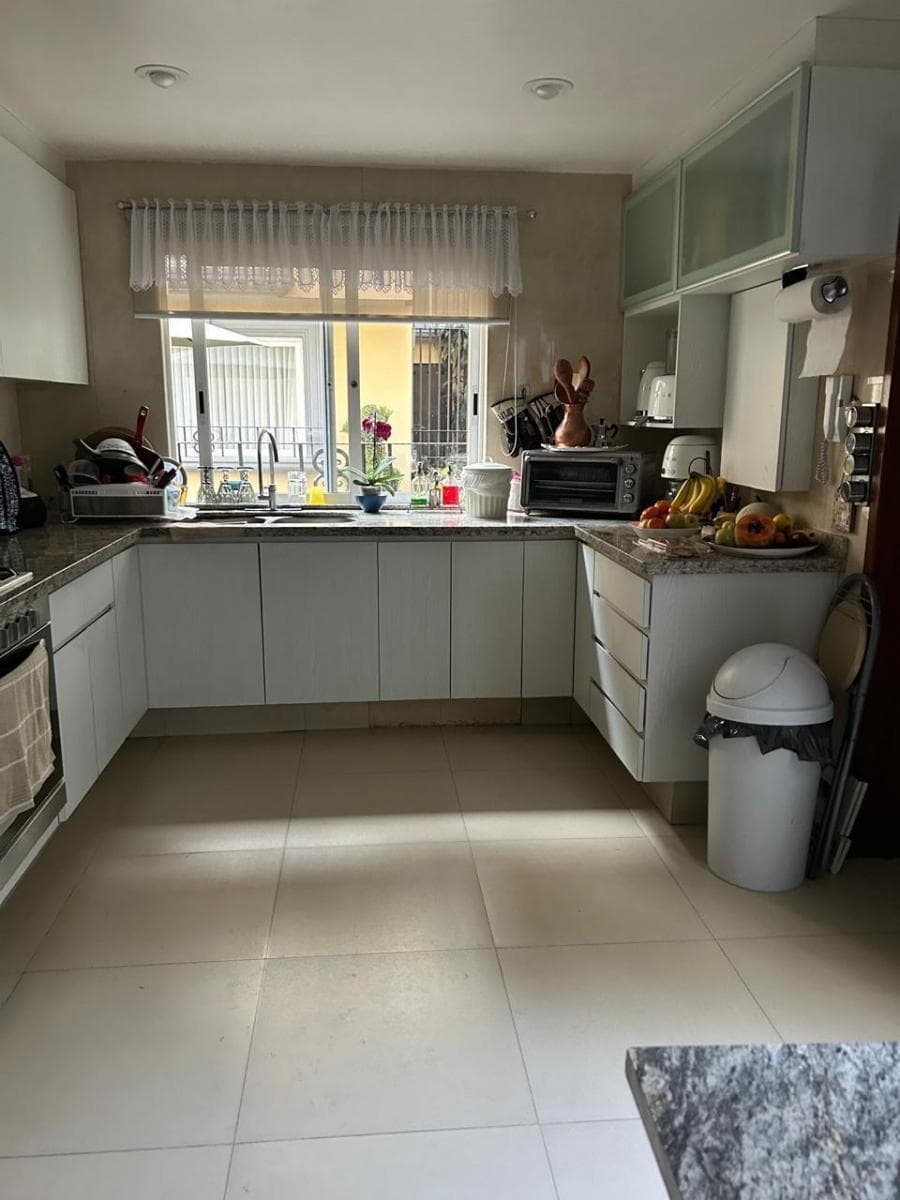 Condominium for Sale with a Roof Garden in Villa Coyoacán, Coyoacán—3 Bedrooms