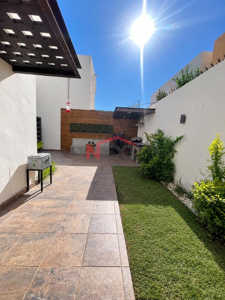 HOUSE FOR SALE IN CAPANARIO RESIDENCIAL