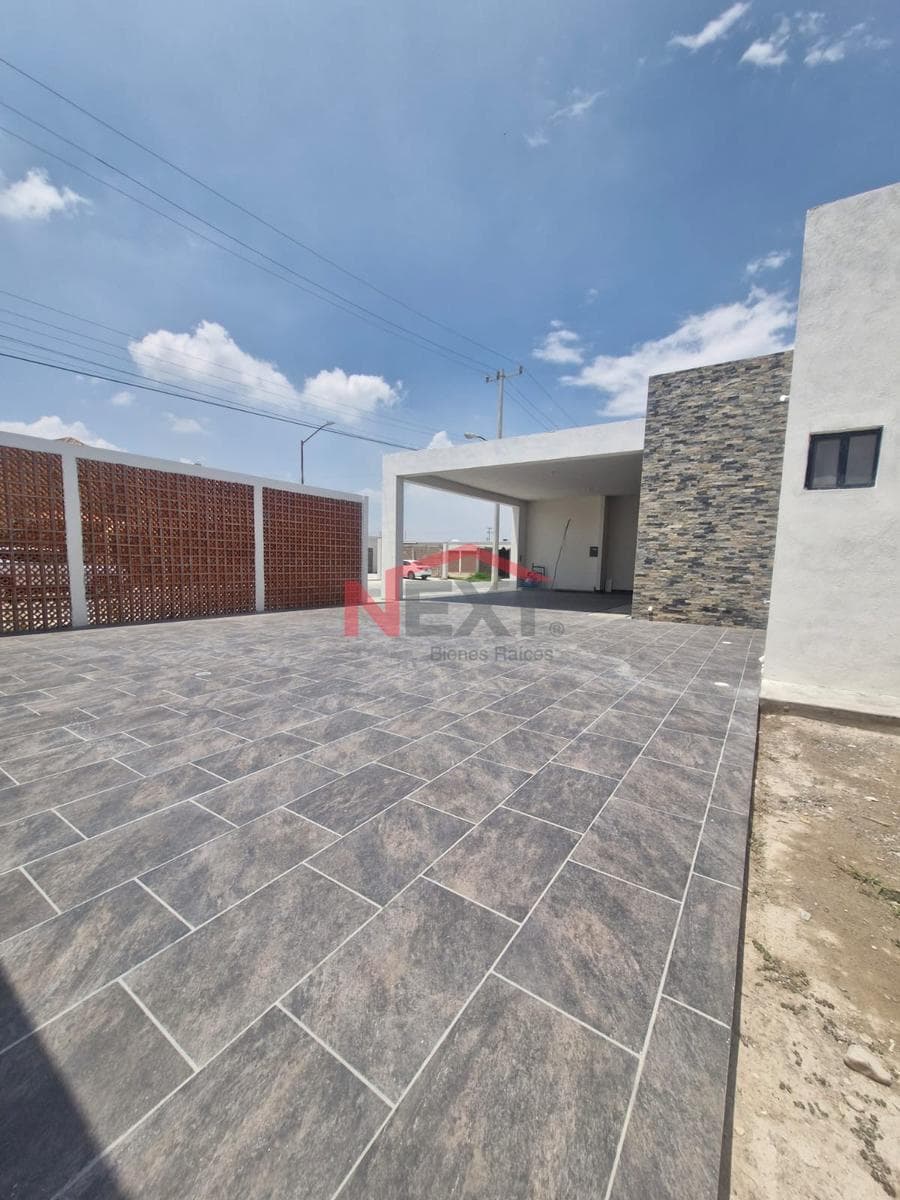 Single-Story House for Sale in El Campanario