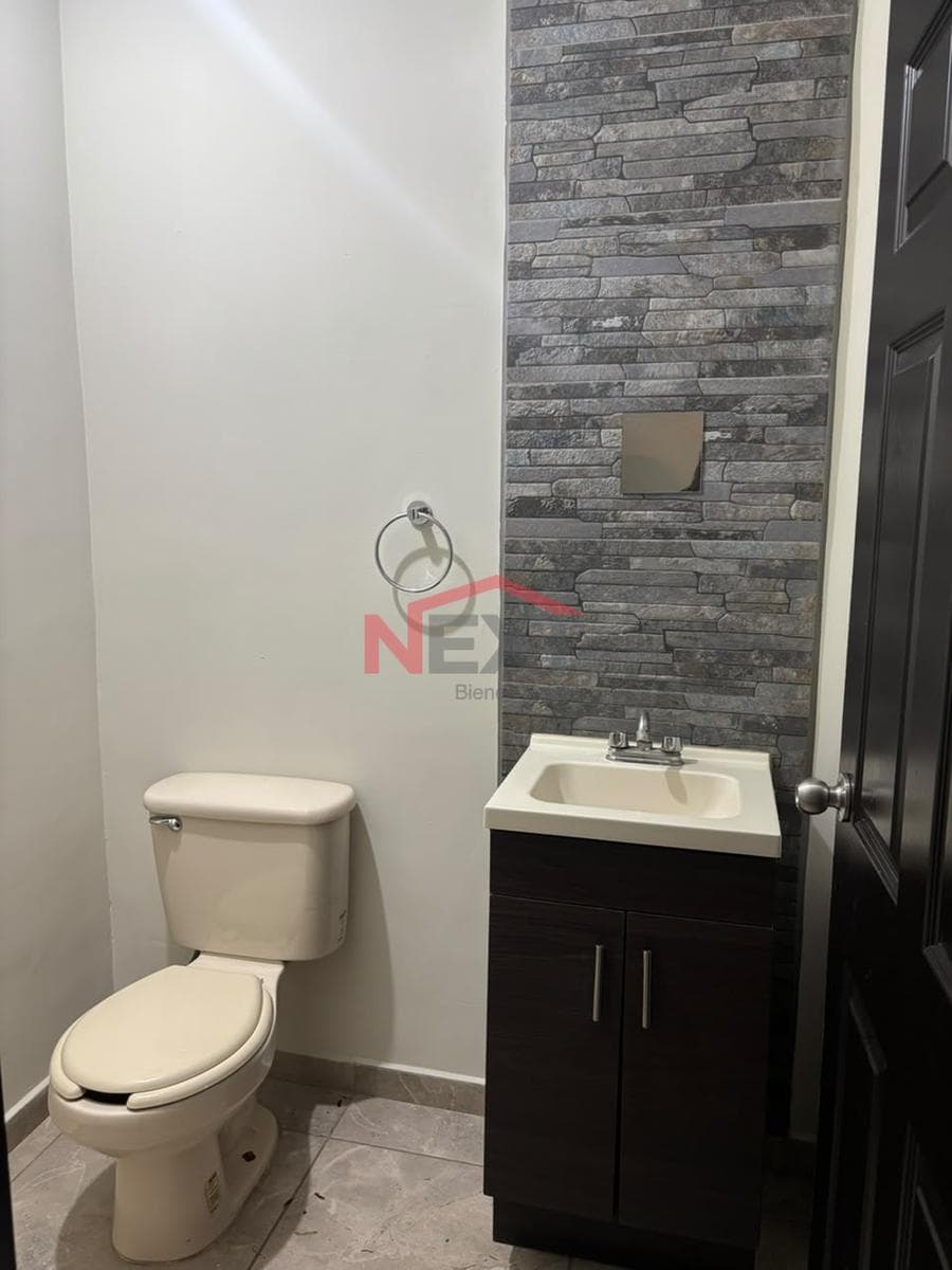 HOUSE FOR SALE IN COL. SAN ANGEL