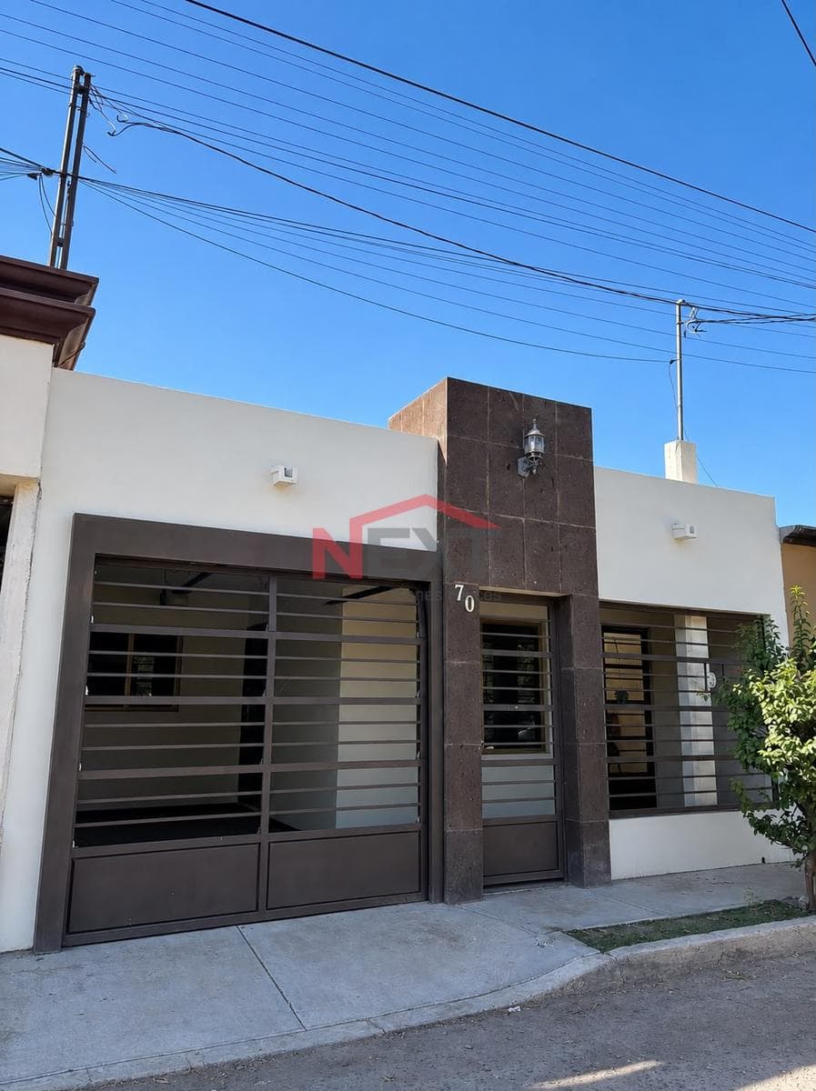 HOUSE FOR SALE IN COL. SAN ANGEL