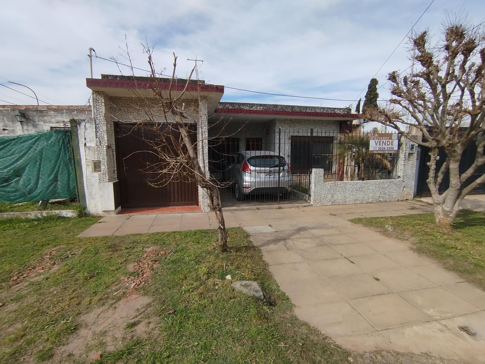 Multi-family home for sale in Garín, La Madrugada, 7 rooms with a yard and barbecue area