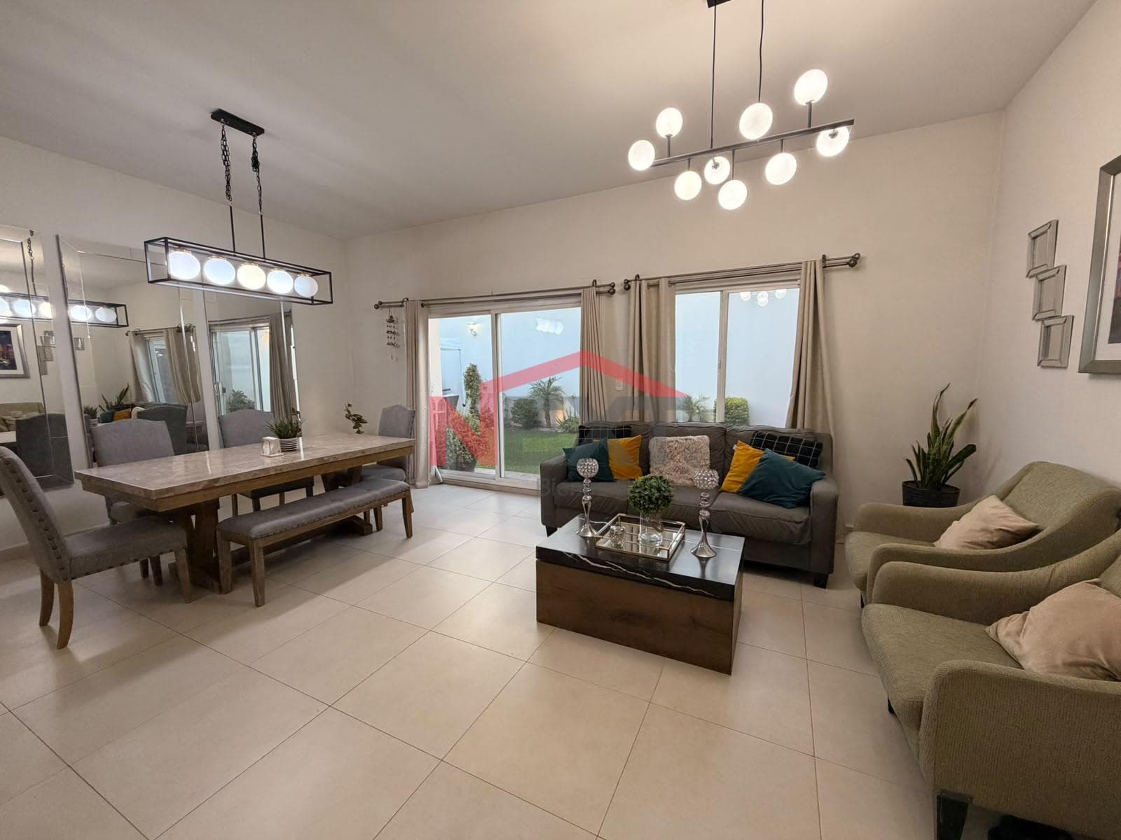 HOUSE FOR SALE IN REAL DE SEVILLA RESIDENTIAL COMPLEX