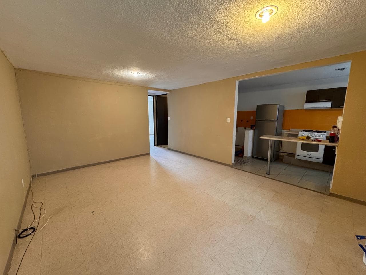 Rental apartment in the Alfonso XIII neighborhood.