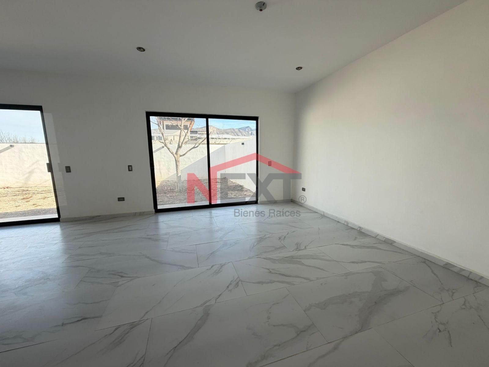 House for Sale in La Joya