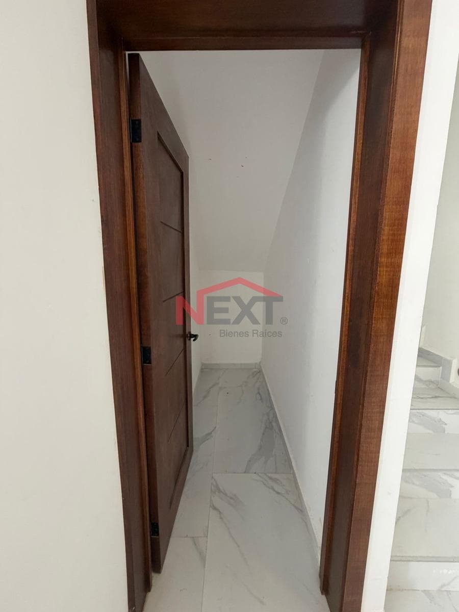 House for Sale in La Joya