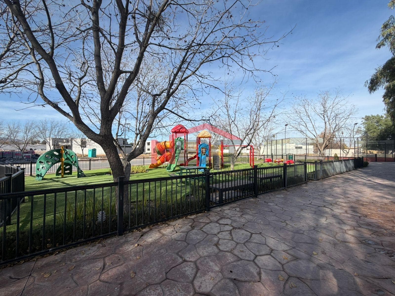 House for Sale in La Joya Arteaga