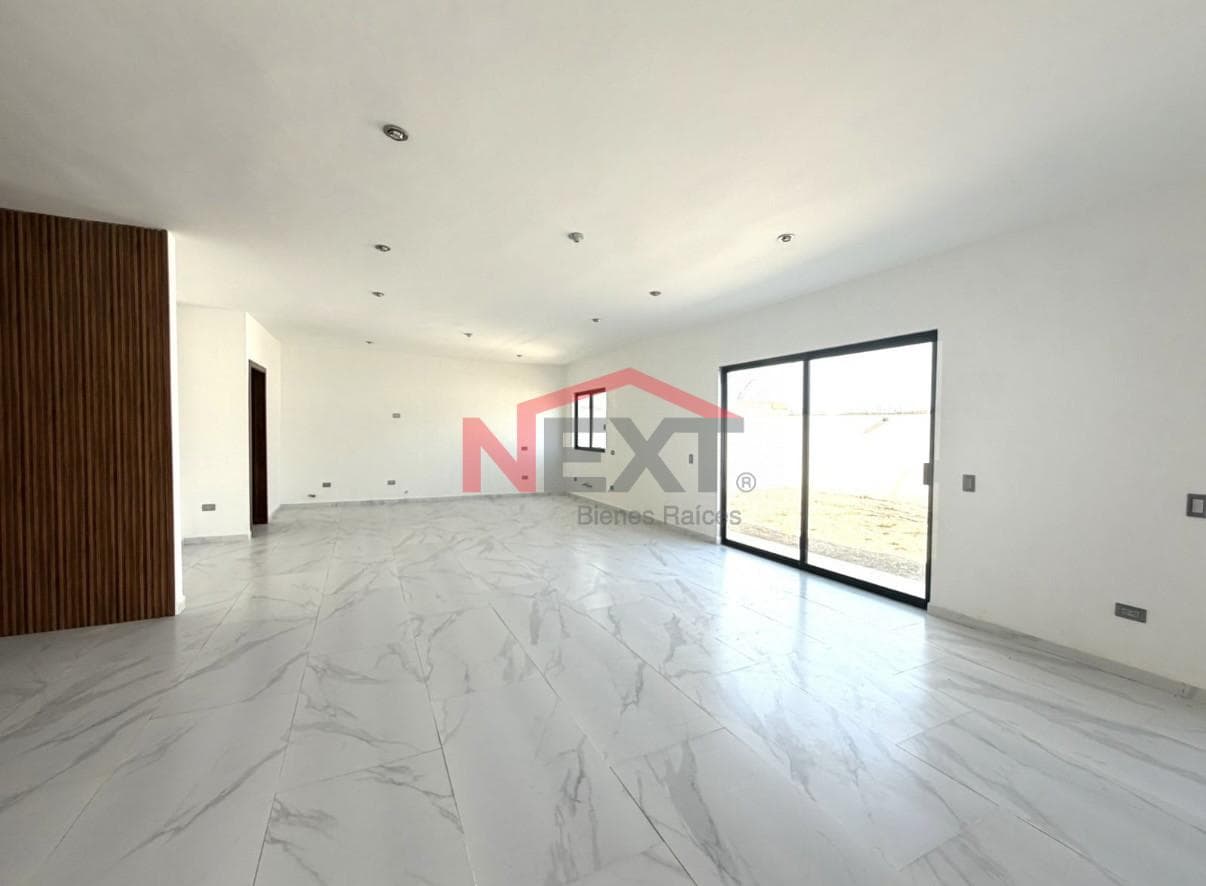 House for Sale in La Joya
