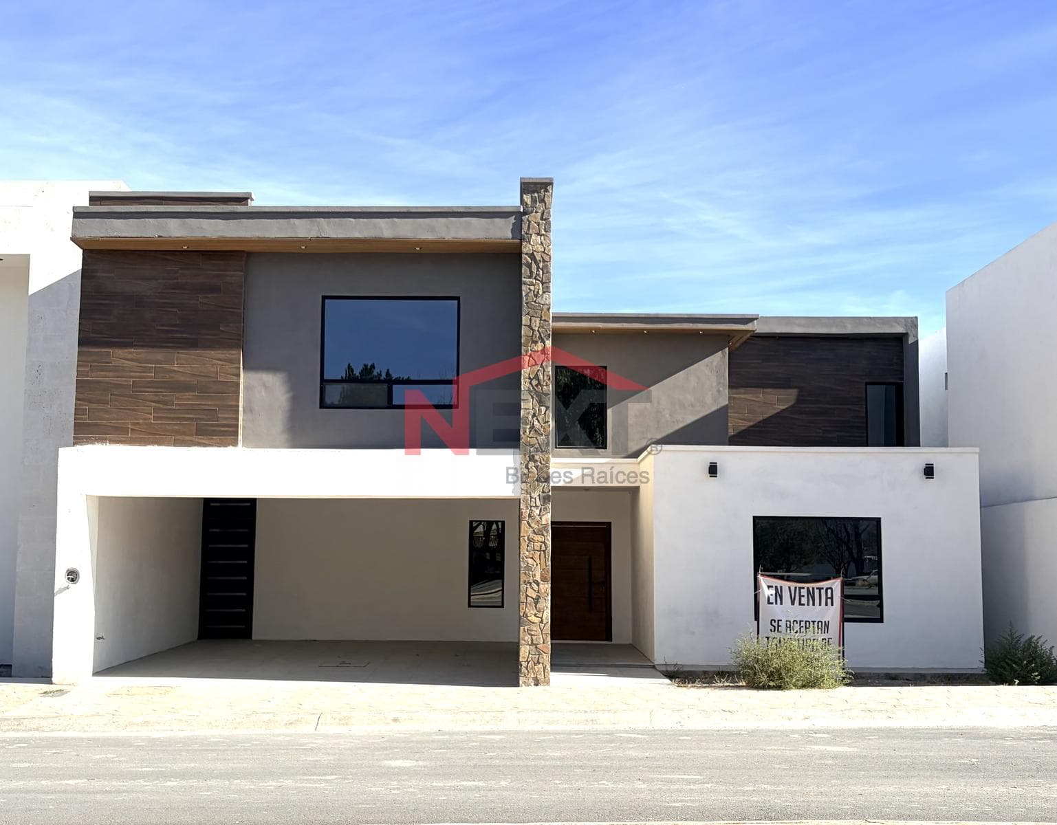 House for Sale in La Joya