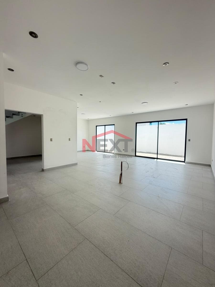 House for Sale on Privada los Ramones