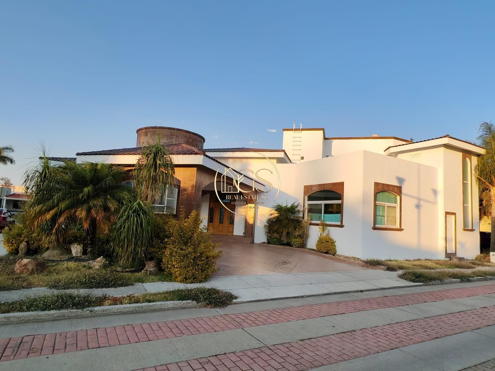 HOUSE FOR SALE IN RIBERAS DEL CAMPESTRE, CELAYA