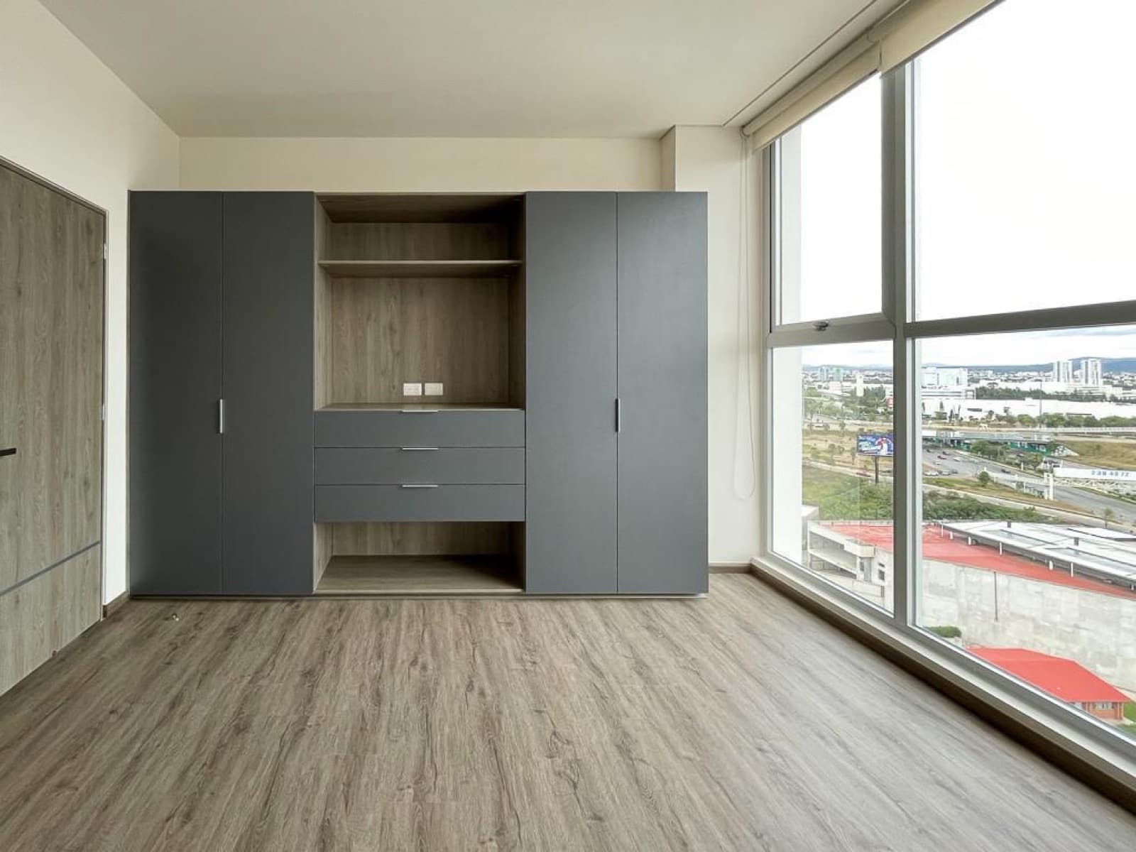 Apartment for Rent Across from La Vista