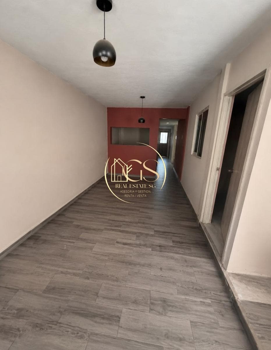 HOUSE FOR SALE IN VILLAS DEL ROMERAL, CELAYA