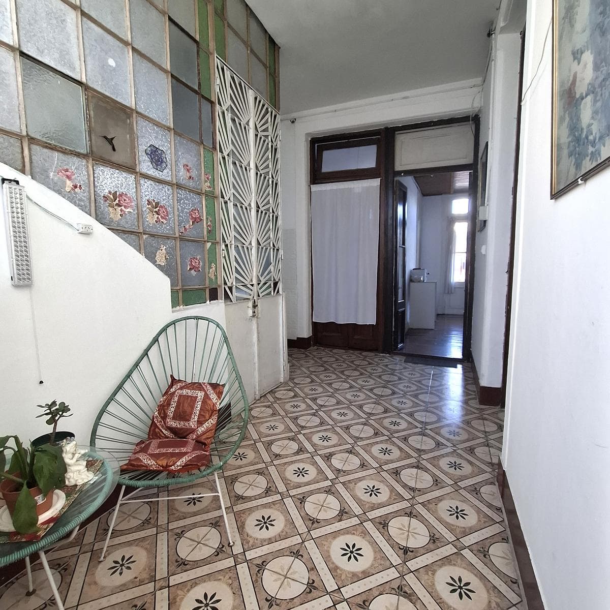 Apartment for Sale in Abasto: 7 Rooms with Private Terrace