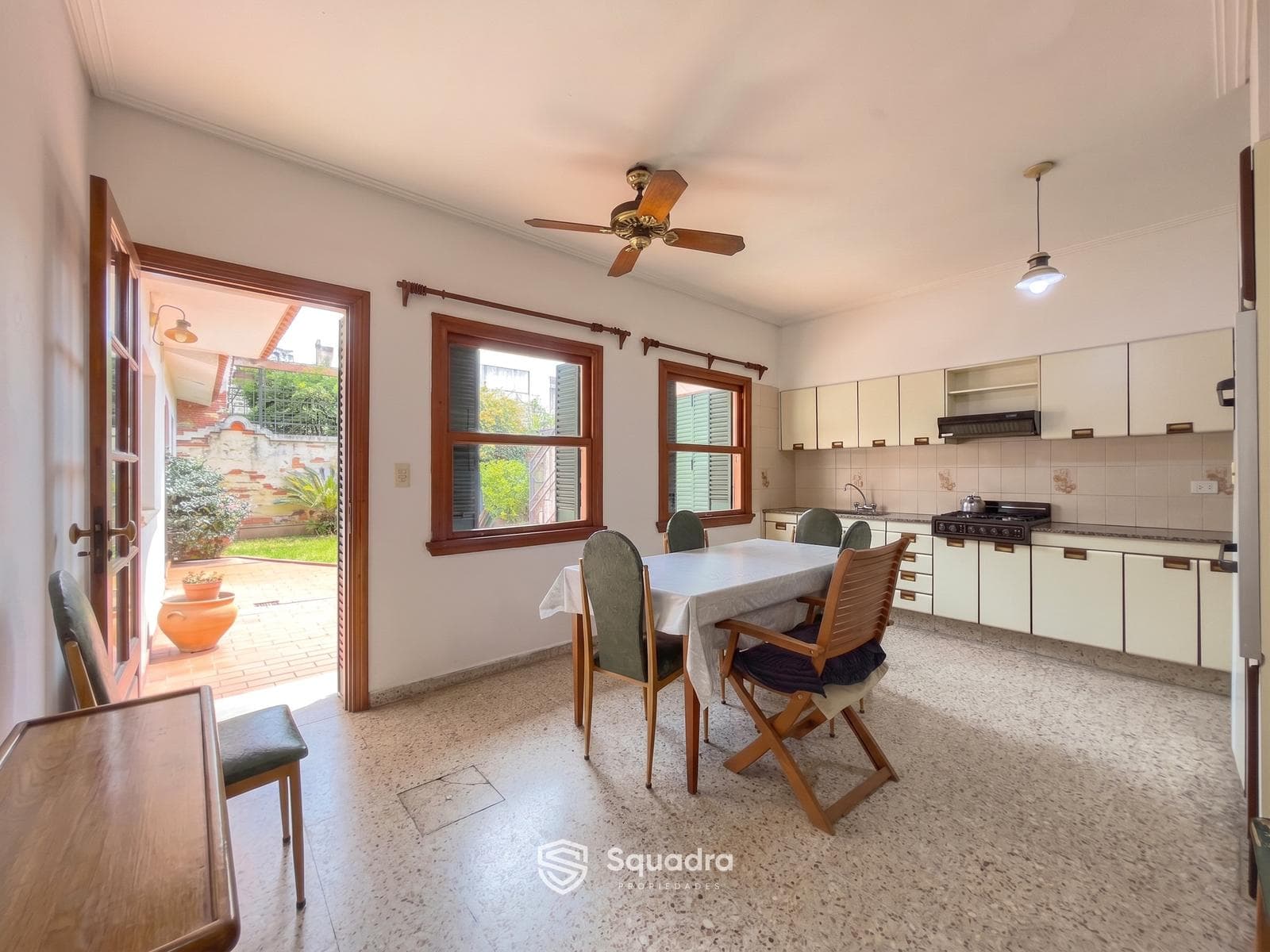 FOR SALE | TRADE - 3-bedroom house with patio and garage - Luis Agote, Rosario - MORTGAGE-ELIGIBLE.