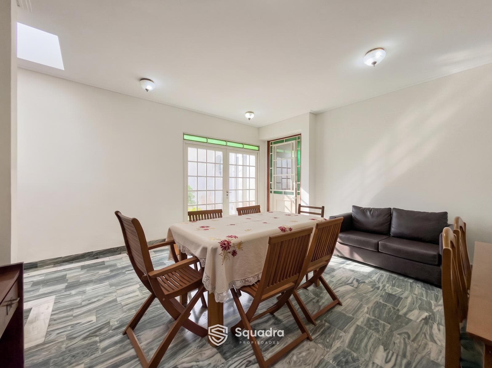 FOR SALE | TRADE - 3-bedroom house with patio and garage - Luis Agote, Rosario - MORTGAGE-ELIGIBLE.