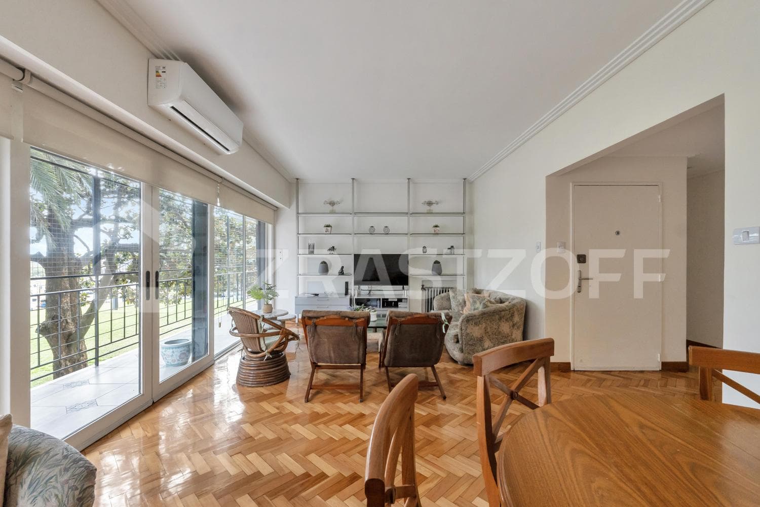 Furnished 3-Bedroom Apartment for Rent in Recoleta