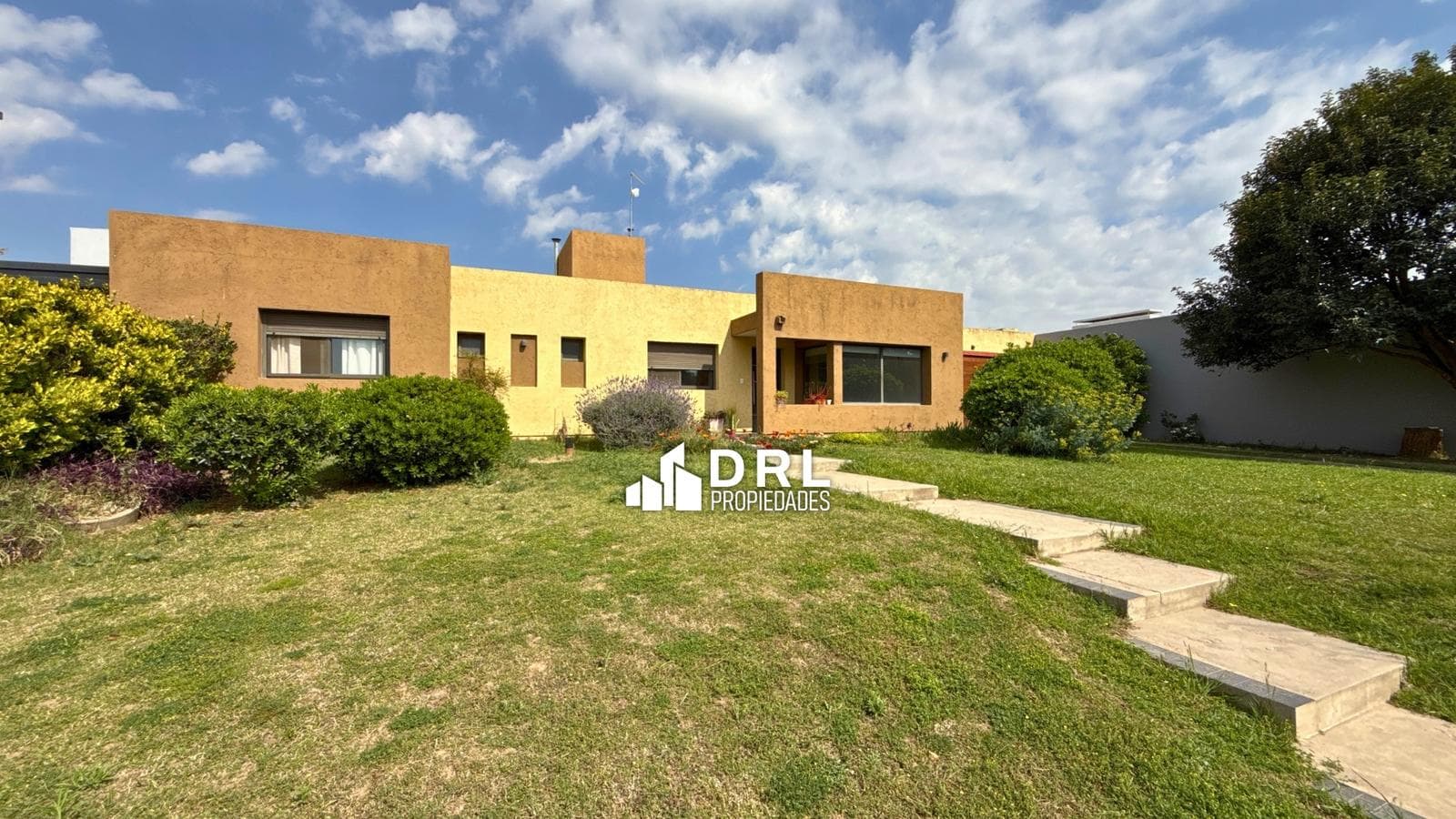 7 SOLES CASA EN VENTA