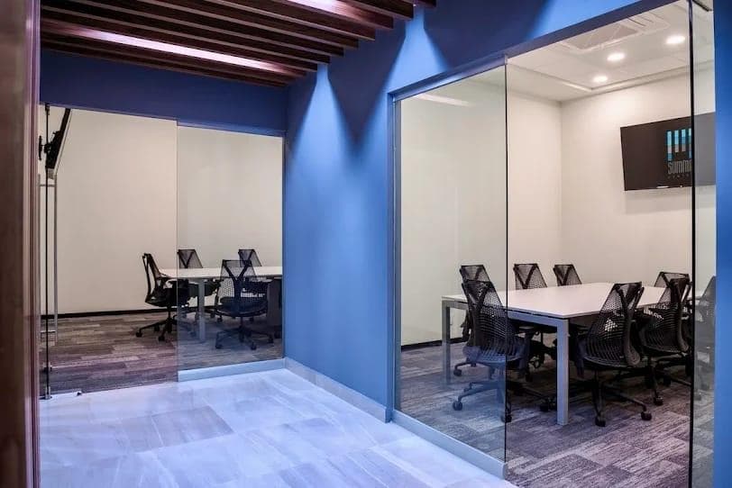 OFFICE FOR RENT AT SUMMA CENTER, C. SIERRA MADRE, CANCUN, HUAYACAN/COLOSIO