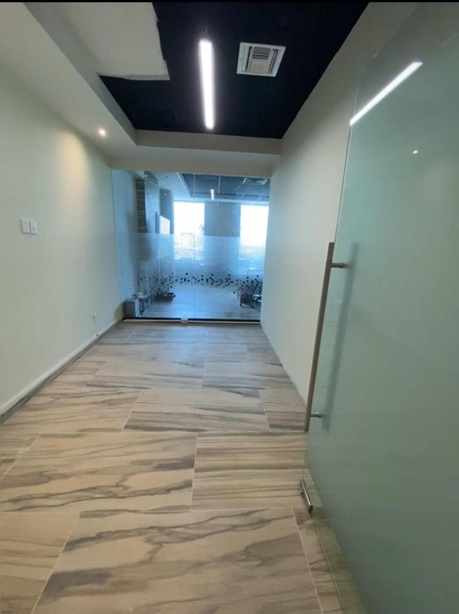 OFFICE FOR RENT AT SUMMA CENTER, C. SIERRA MADRE, CANCUN, HUAYACAN/COLOSIO