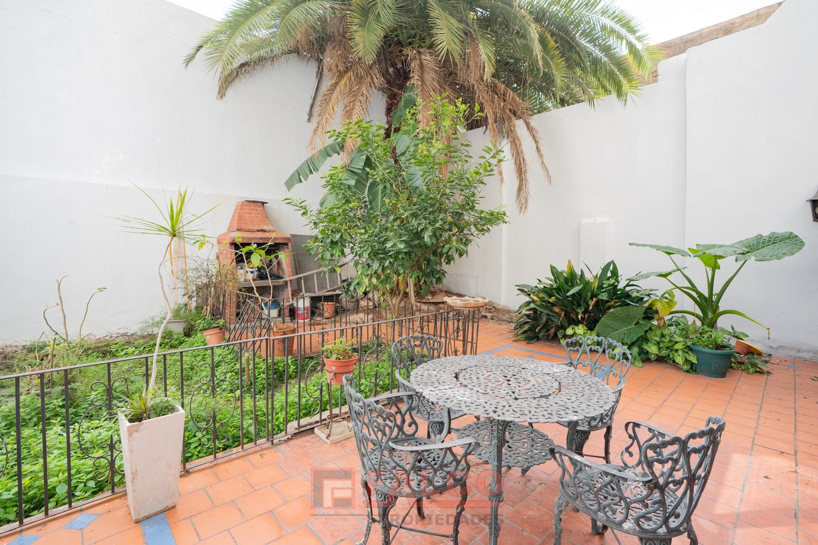 2-room apartment with a garden and a barbecue