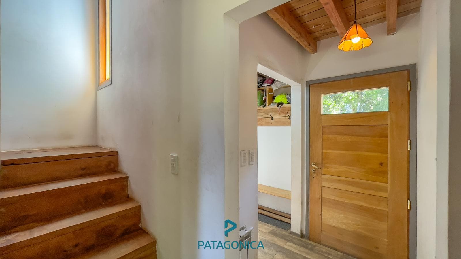 FOR SALE: 171-square-meter house on a 937-square-meter lot in the Lomas del Correntoso neighborhood, Villa La Angostura