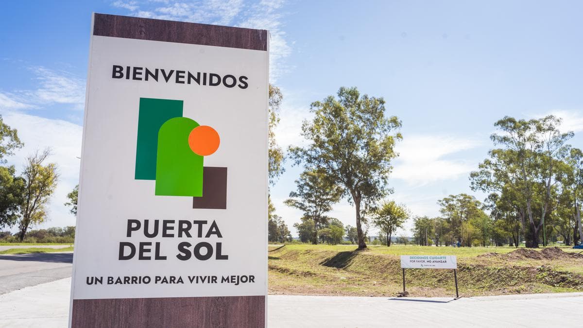 Lot No. 232 for Sale. Immediate possession and title transfer. Puerta del Sol neighborhood. Campana