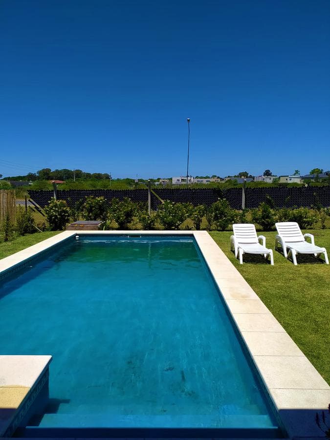 4-Bedroom House for Sale with Pool in San Eduardo - Pilar