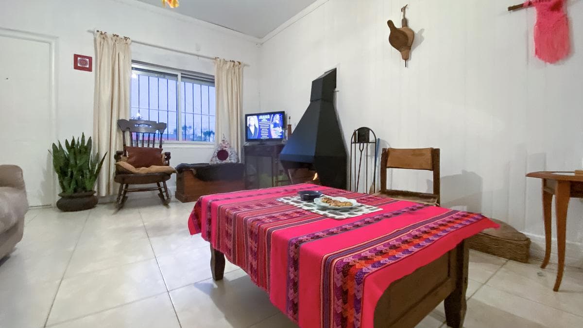 Two-bedroom house for sale with a spacious patio in San Carlos, Maldonado.