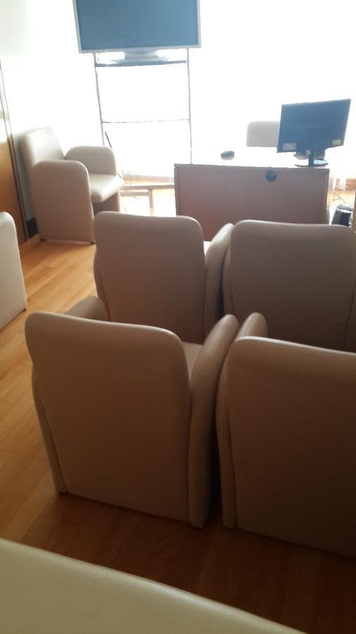 Oficina en venta impecable estado en Microcentro. Luminosa, espaciosa. Excelente ubicación.