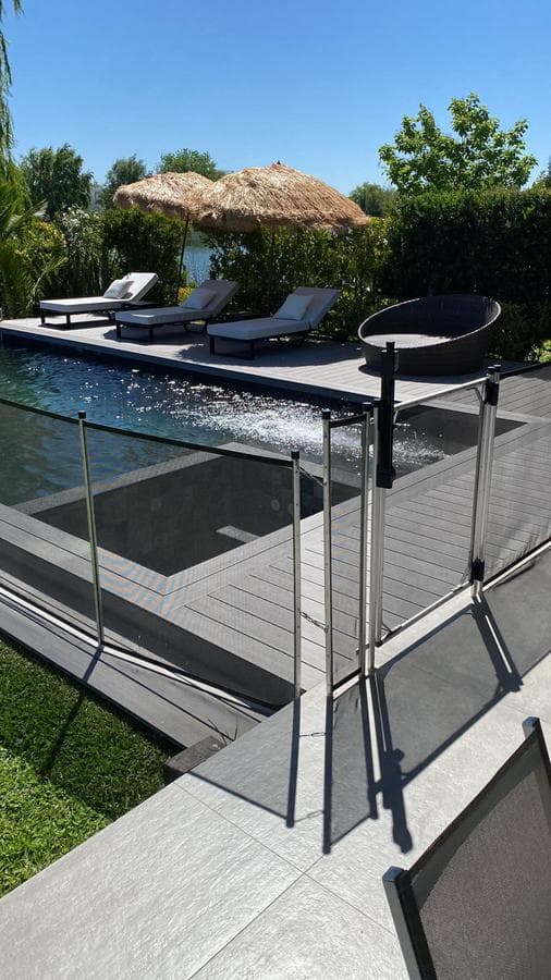 Modern House for Sale on the Water in the Barbarita Gated Community