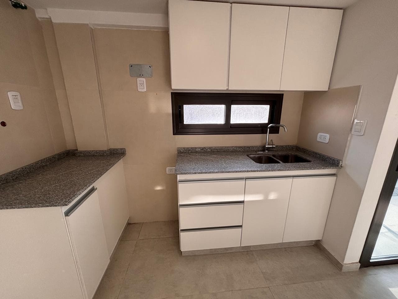 Brand-new apartment - FOR RENT