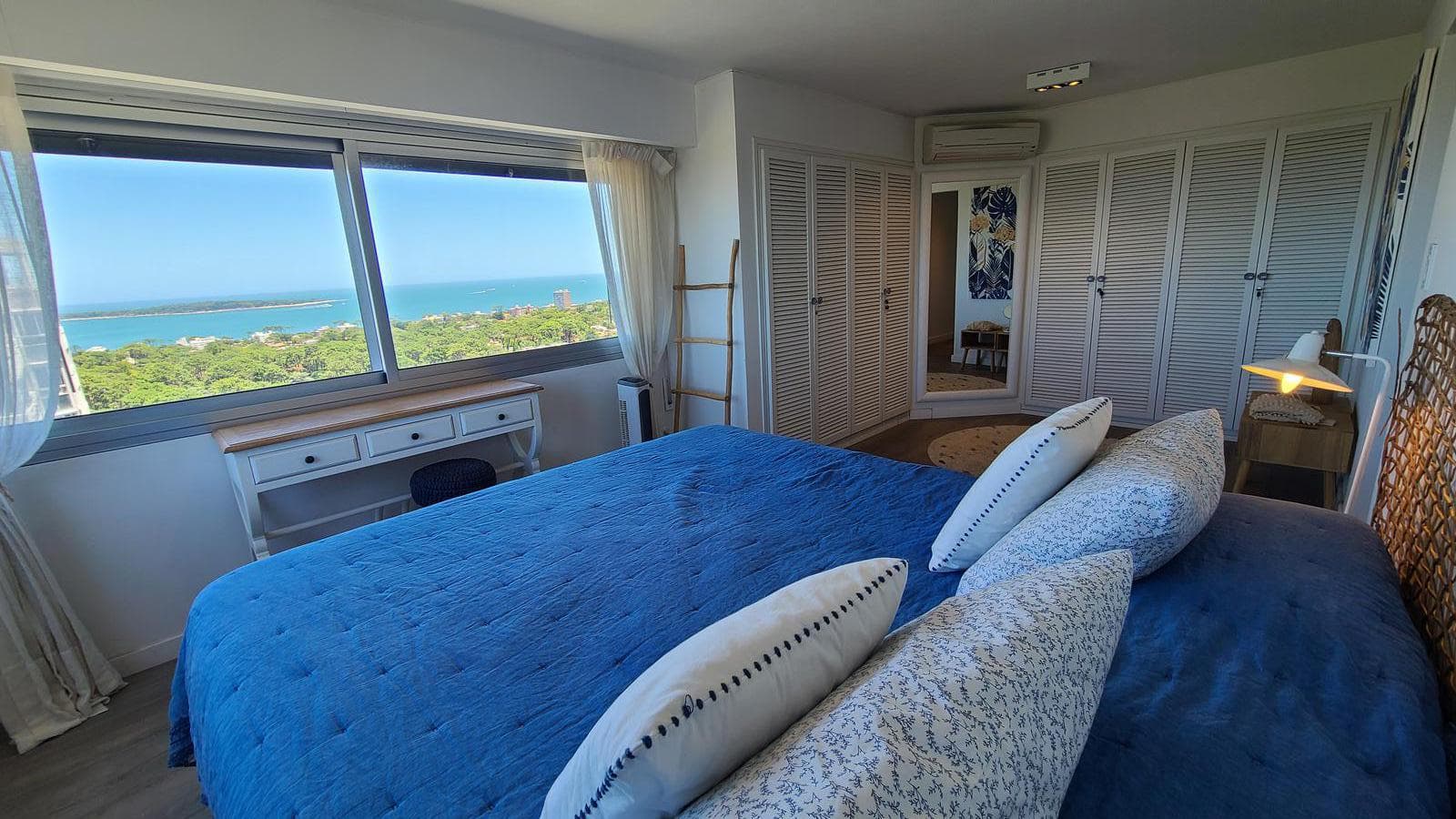 Spectacular Duplex with Ocean Views