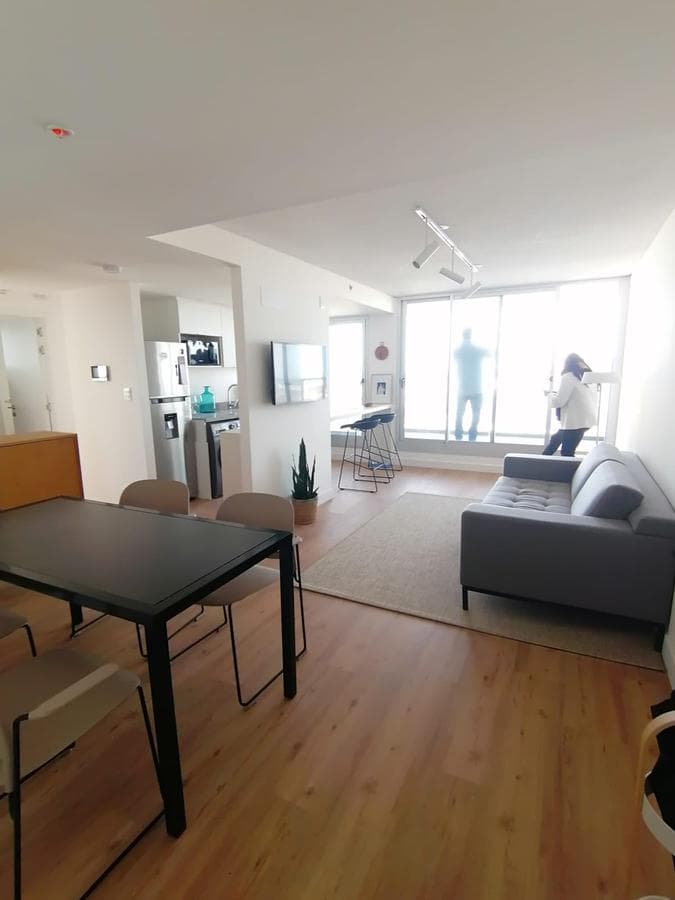 For Sale or Lease: 2-Bedroom Apartment with Terrace in Malvín