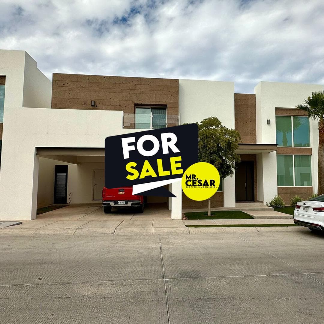House for sale in La Coruña Residencial, Orzan neighborhood.