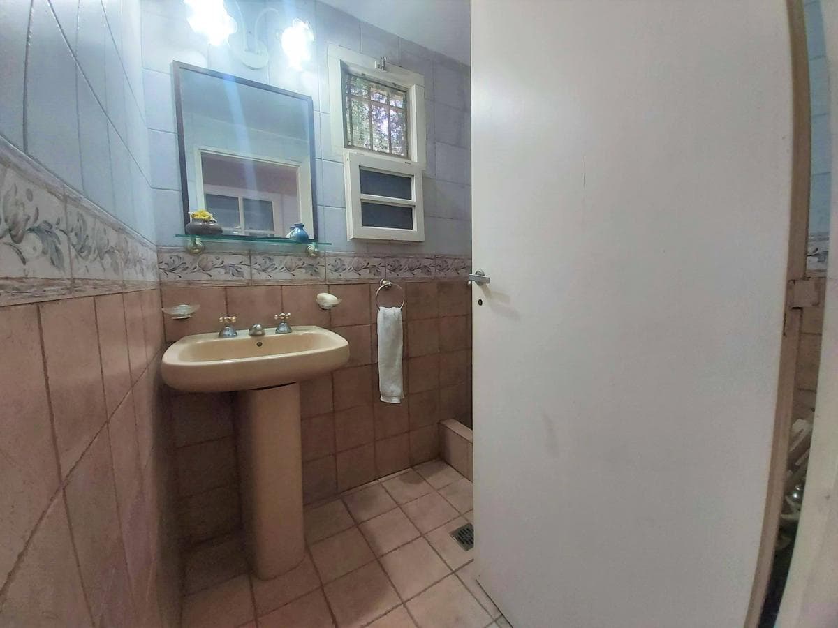 Beautiful property with a 3,000 m2 lot in the Parque Exaltación neighborhood