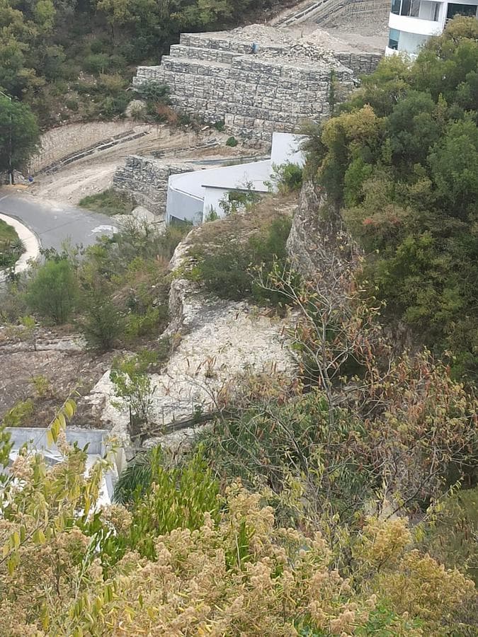 Land - Las Aguilas